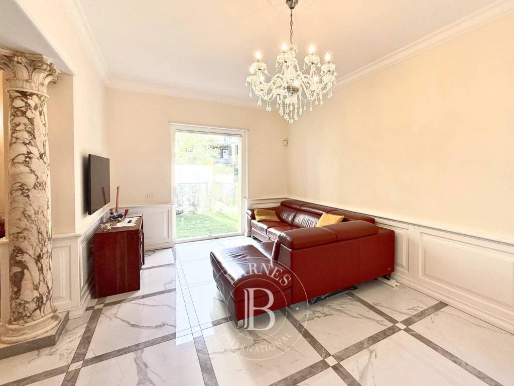 casa indipendente in vendita a Roma in zona Nomentano