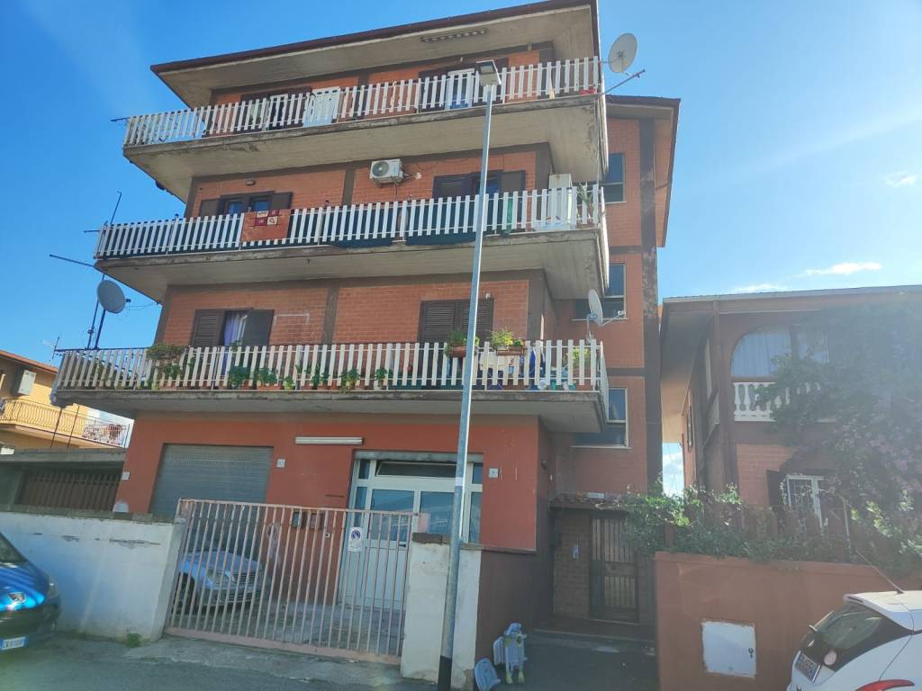 appartamento in vendita a Roma in zona Collatino