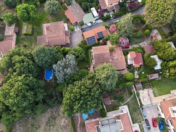 casa indipendente in vendita a Roma in zona Castel di Leva