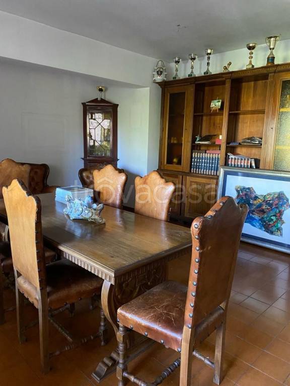 appartamento in vendita a Roma in zona Ardeatino