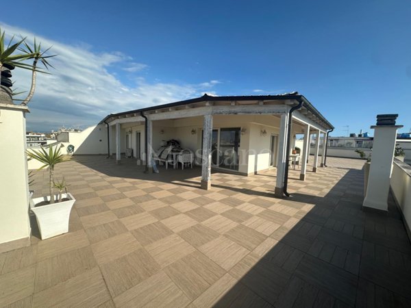 appartamento in vendita a Roma in zona Ostia