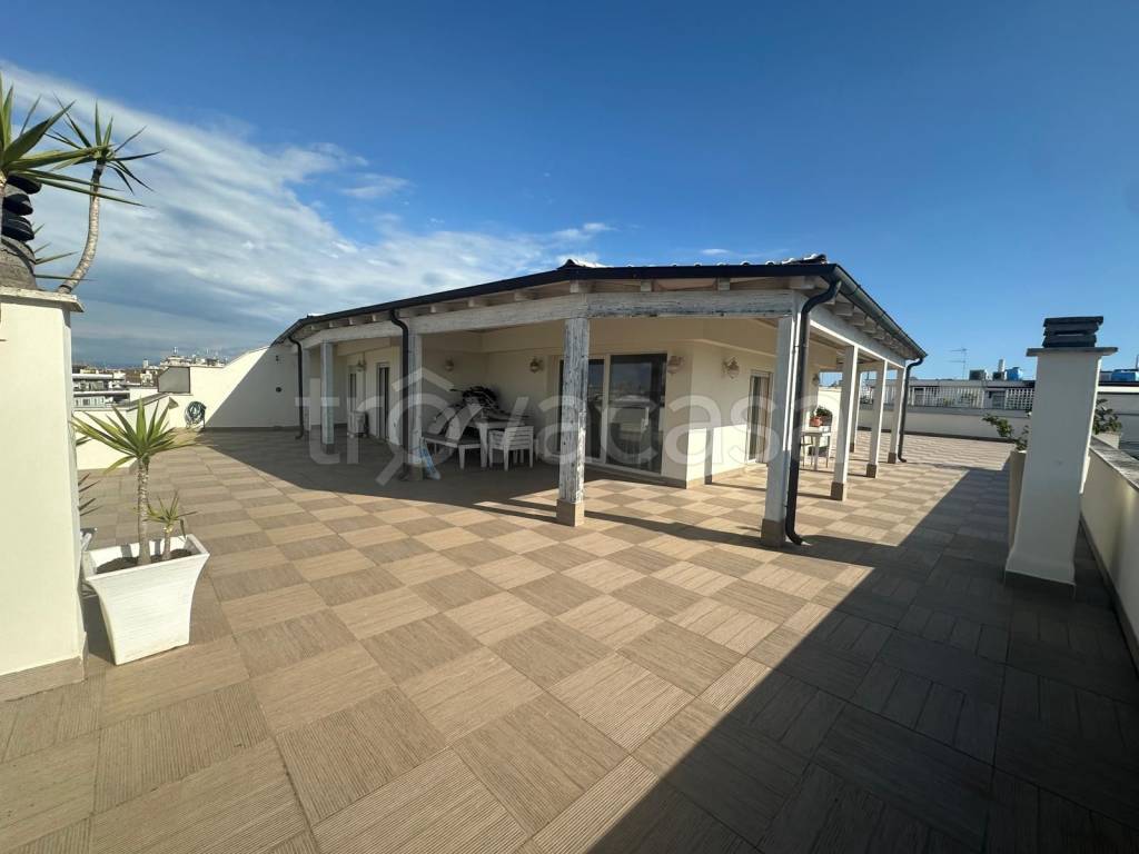 appartamento in vendita a Roma in zona Ostia