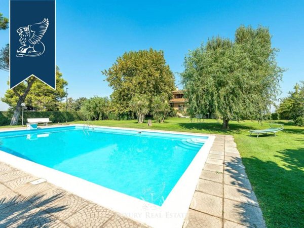 casa indipendente in vendita a Roma in zona Castel di Leva