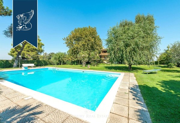 casa indipendente in vendita a Roma in zona Castel di Leva