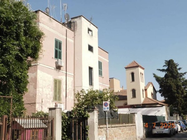 appartamento in vendita a Roma in zona Alessandrino