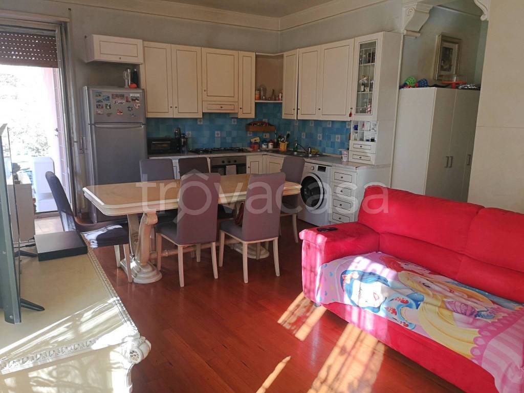 appartamento in vendita a Roma in zona Prenestino-Labicano