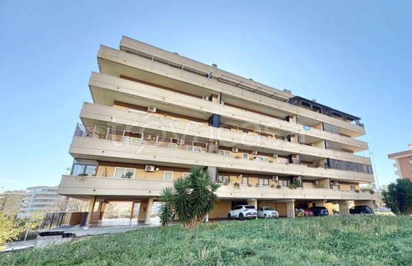 appartamento in vendita a Roma in zona Ponte Mammolo