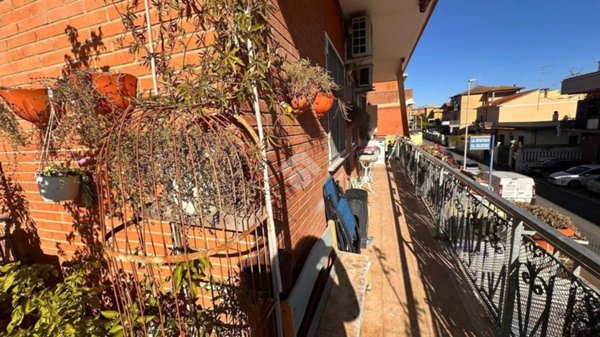 appartamento in vendita a Roma in zona Dragona/Bagnoletto