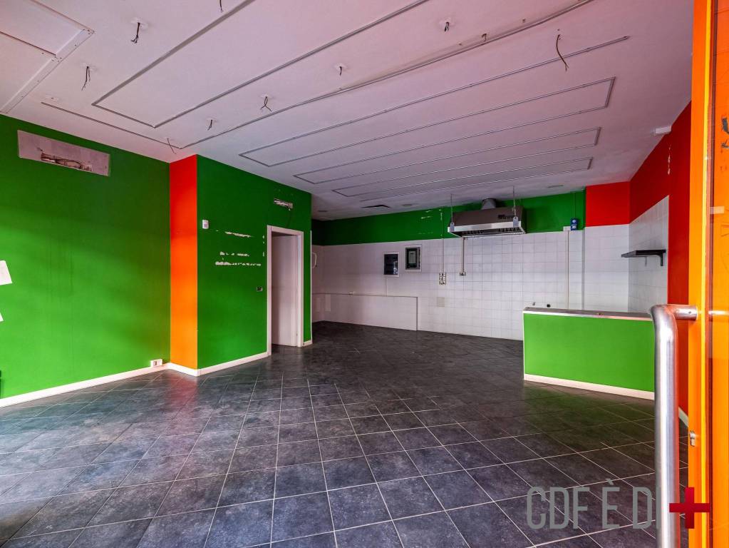 negozio in vendita a Roma in zona Pietralata