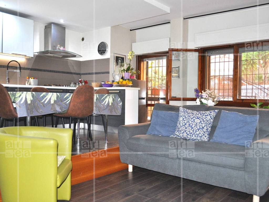 appartamento in vendita a Roma in zona Giuliano Dalmata