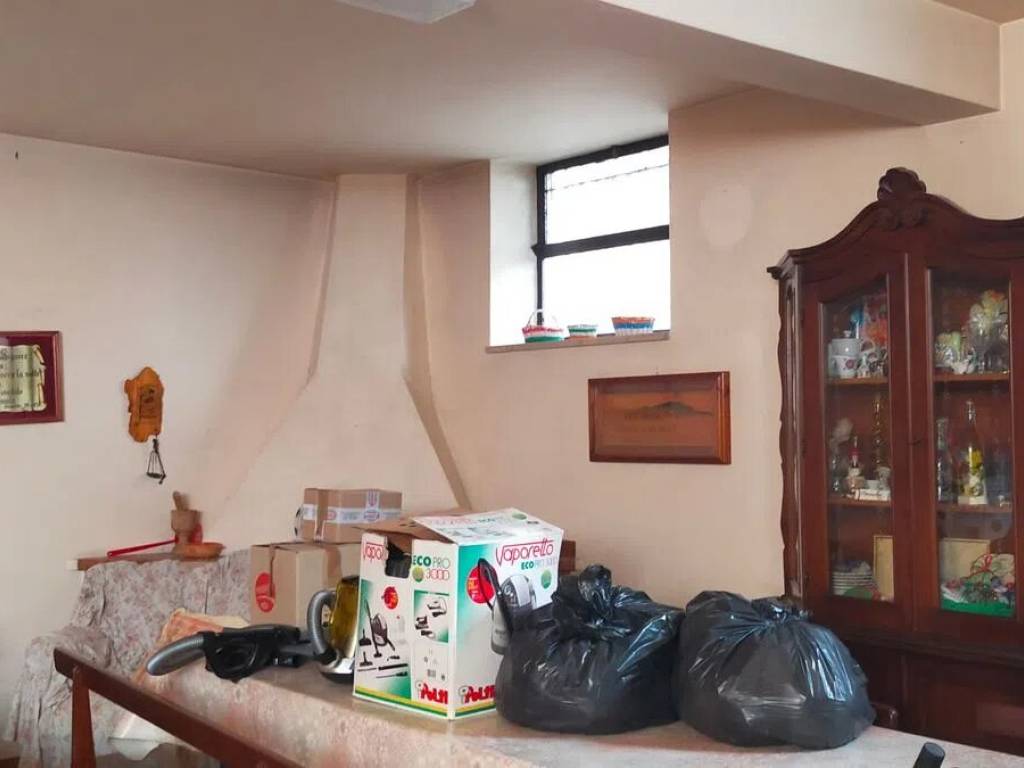 negozio in vendita a Roma in zona Borghesiana