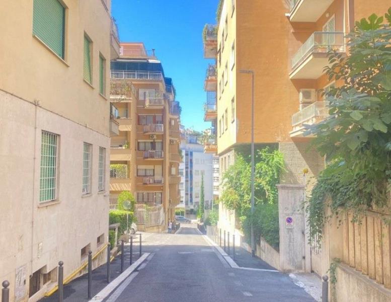appartamento in vendita a Roma in zona Parioli