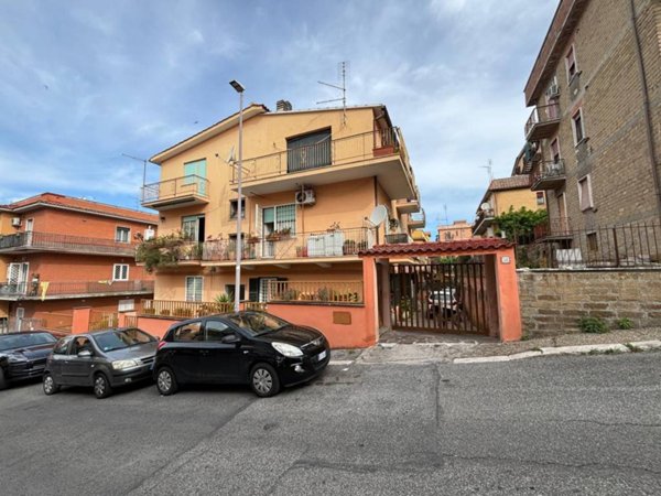 appartamento in vendita a Roma in zona Labaro