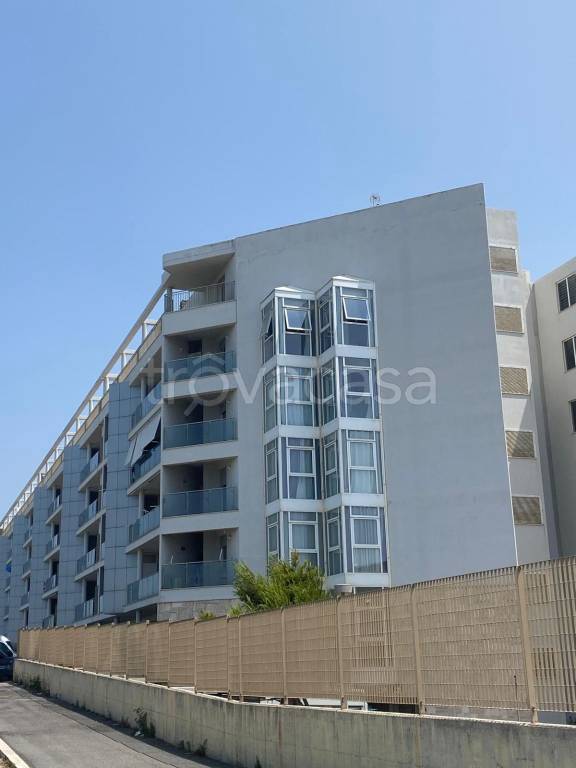 appartamento in vendita a Roma in zona Ostia