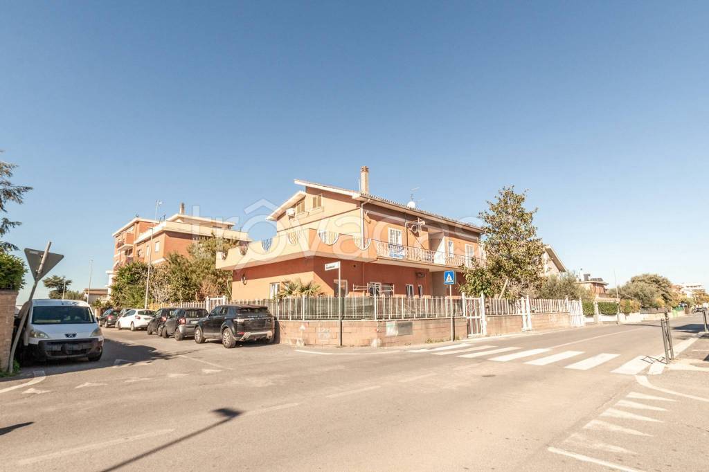 appartamento in vendita a Roma in zona Ottavia