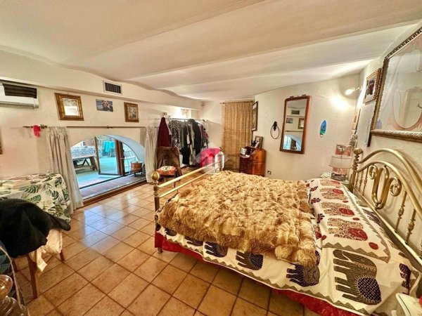 appartamento in vendita a Roma in zona Trastevere