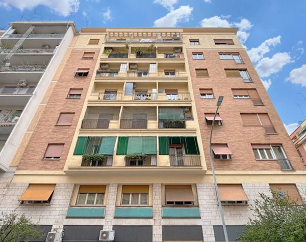appartamento in vendita a Roma in zona Tuscolano