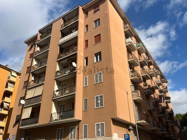 appartamento in vendita a Roma in zona Portuense