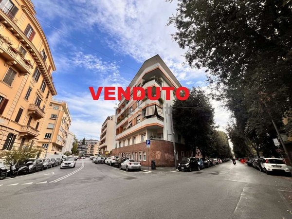 ufficio in vendita a Roma in zona Nomentano
