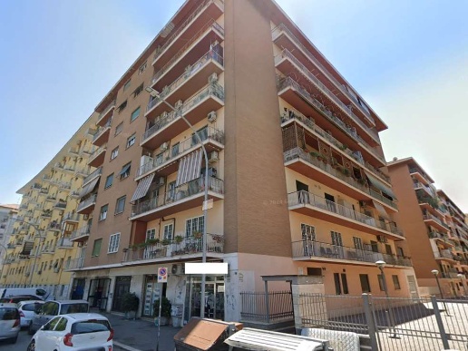 appartamento in vendita a Roma in zona Don Bosco