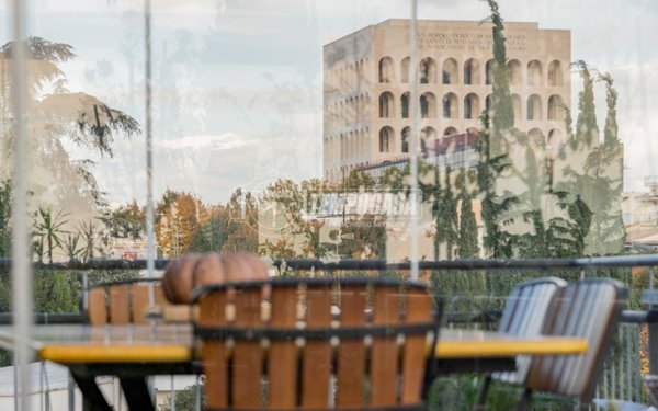 appartamento in vendita a Roma in zona EUR