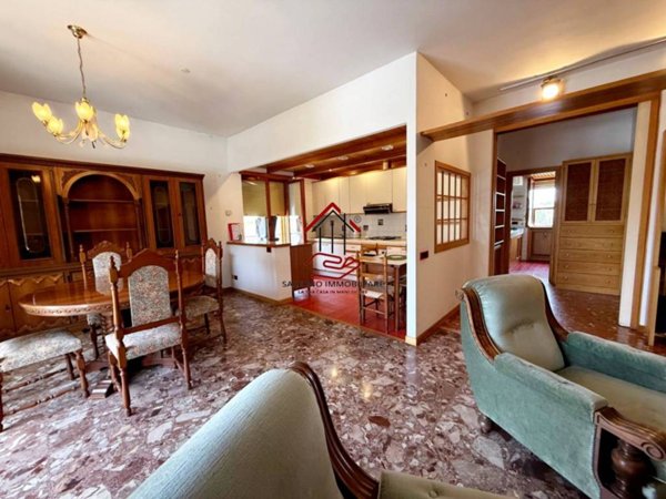 appartamento in vendita a Roma in zona Acilia