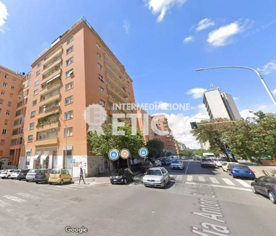appartamento in vendita a Roma in zona Gianicolense