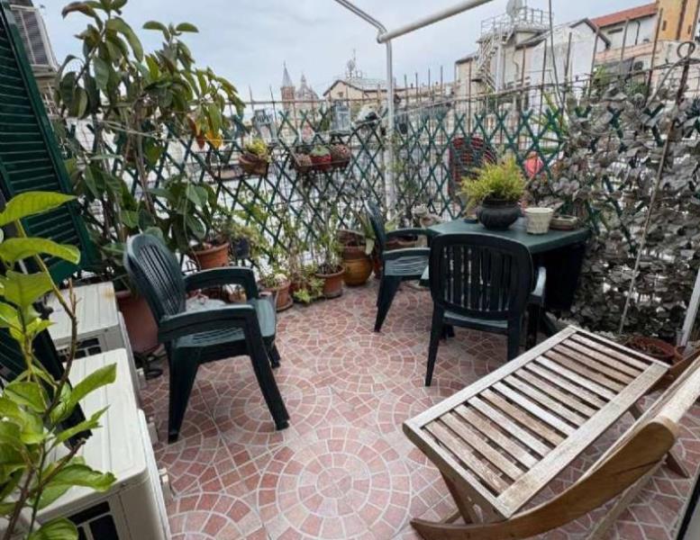 appartamento in vendita a Roma in zona Castro Pretorio