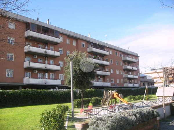 appartamento in vendita a Roma in zona Romanina