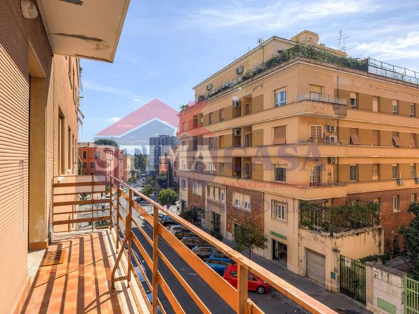 appartamento in vendita a Roma in zona Nomentano
