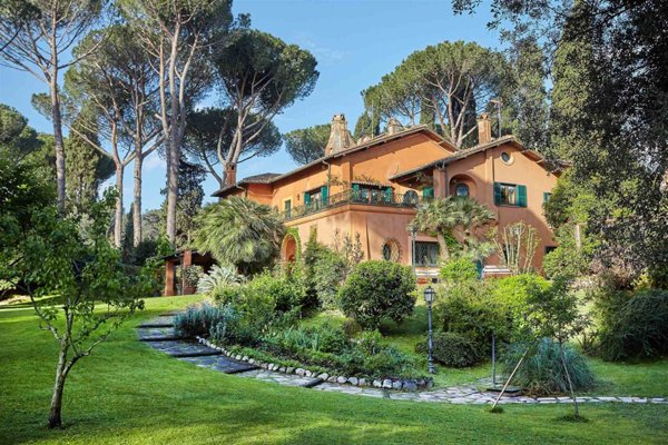 villa in vendita a Roma in zona Centro Storico