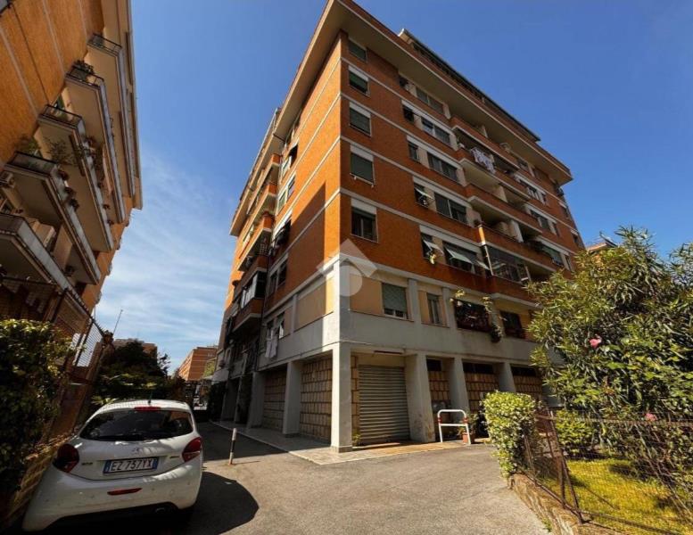 appartamento in vendita a Roma in zona Portuense
