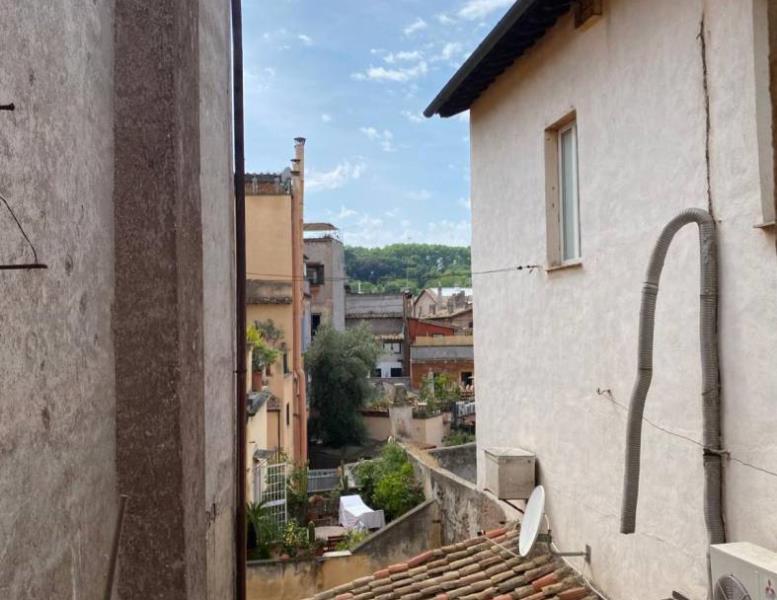 appartamento in vendita a Roma in zona Trastevere