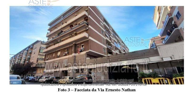 appartamento in vendita a Roma in zona Portuense