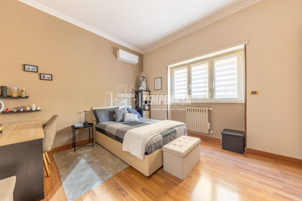 appartamento in vendita a Roma in zona Prenestino-Centocelle