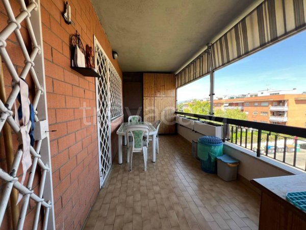 appartamento in vendita a Roma in zona San Basilio