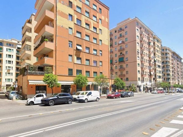 negozio in vendita a Roma in zona Nomentano