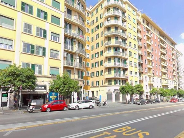 negozio in vendita a Roma in zona Nomentano