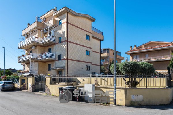 appartamento in vendita a Roma in zona Ottavia