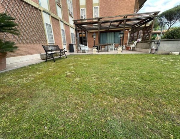 appartamento in vendita a Roma in zona Ponte Mammolo