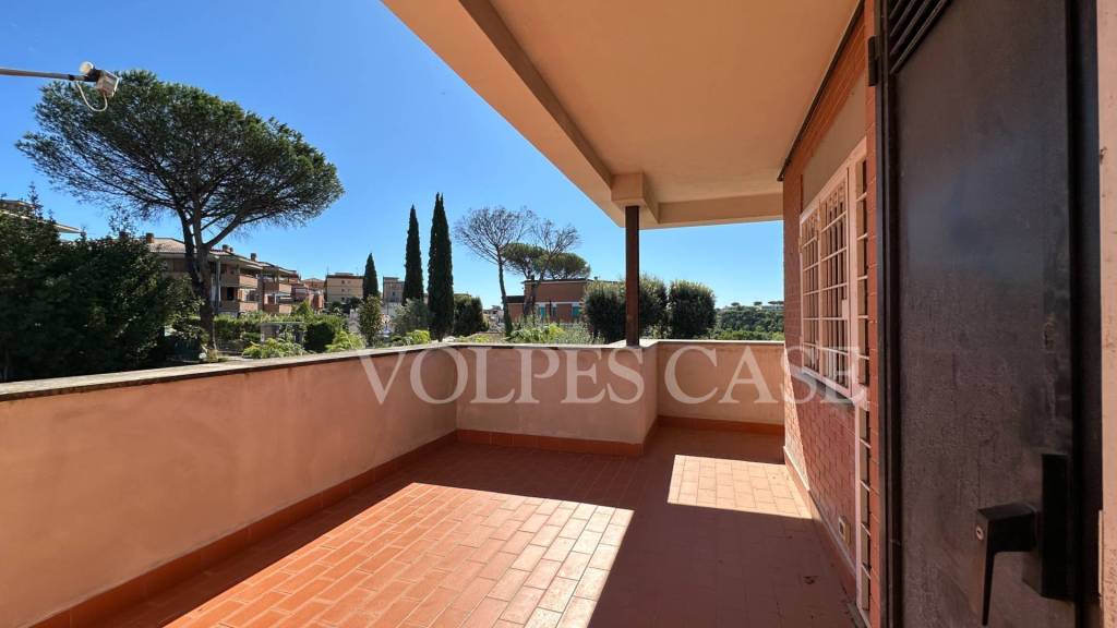 appartamento in vendita a Roma in zona Prima Porta