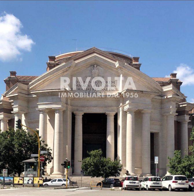 ufficio in vendita a Roma in zona Parioli