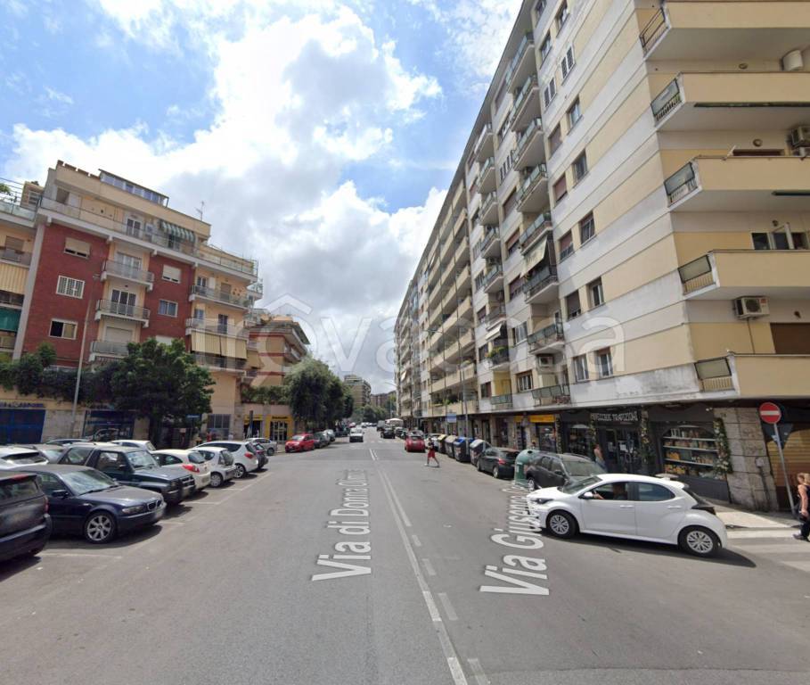 negozio in vendita a Roma in zona Gianicolense