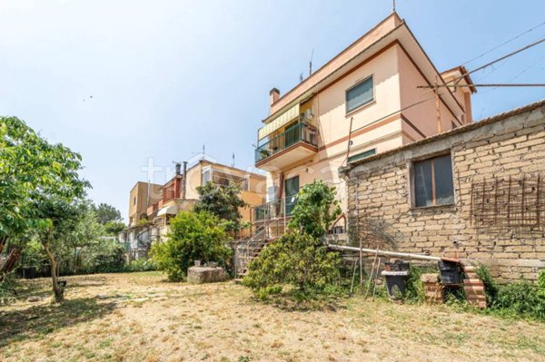 appartamento in vendita a Roma in zona Montespaccato