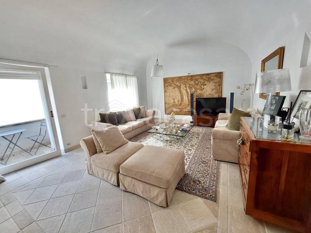 appartamento in vendita a Roma in zona Parioli