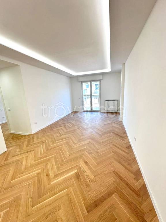 appartamento in vendita a Roma in zona Ardeatino