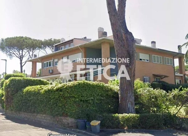 appartamento in vendita a Roma in zona Casal Palocco