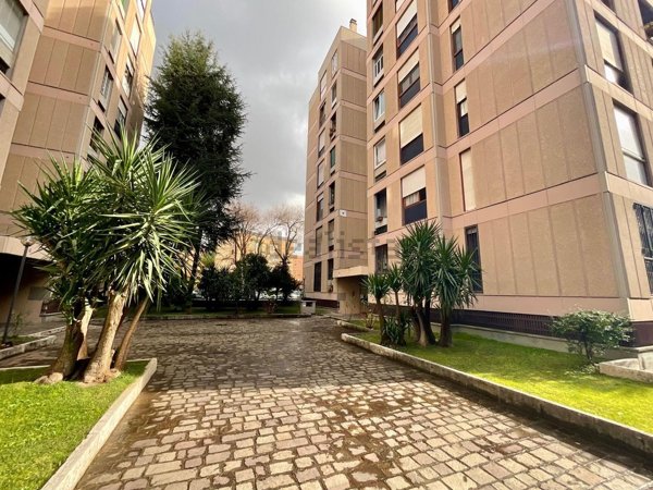 appartamento in vendita a Roma in zona Don Bosco