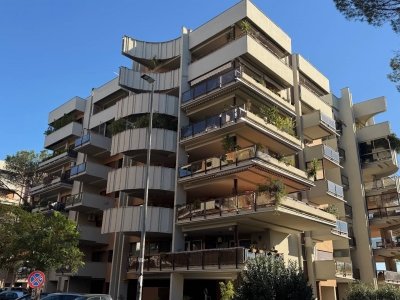 appartamento in vendita a Roma in zona EUR