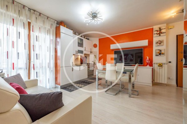 appartamento in vendita a Roma in zona Castelverde